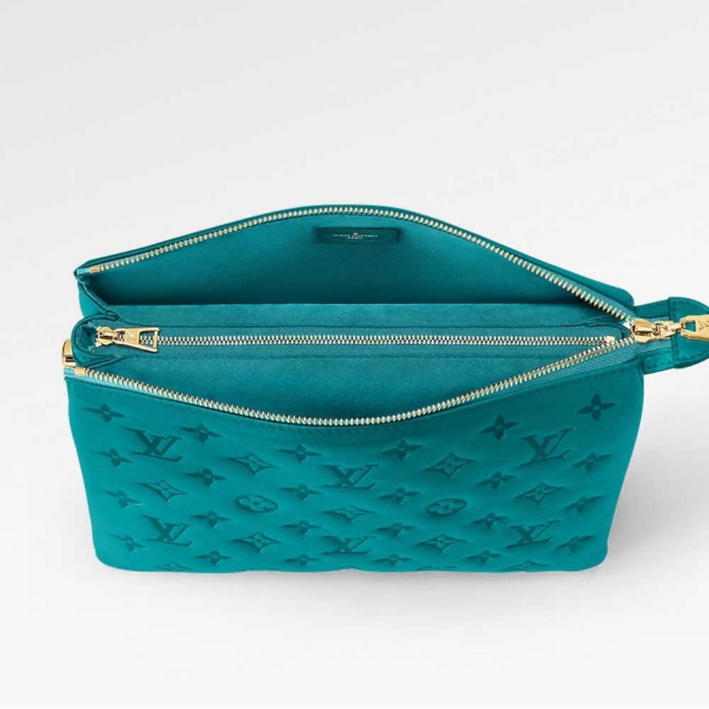 Louis Vuitton COUSSIN PM- ELECTRIC TURQUOISE BLUE - Picture 4 of 12